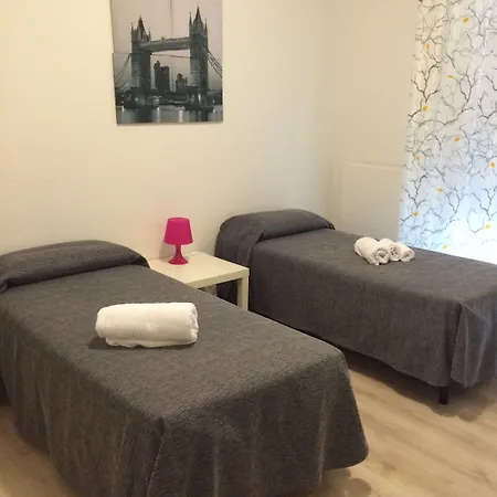 Europa Apart Otel Piacenza