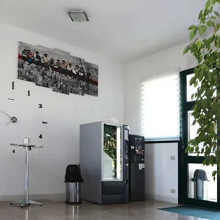 Apart Otel Europa 3*