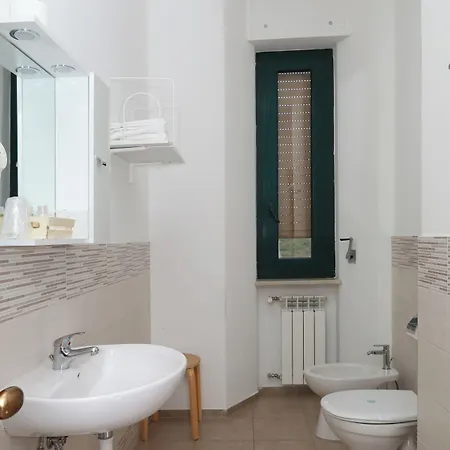 Corso Europa 아파트호텔 3*